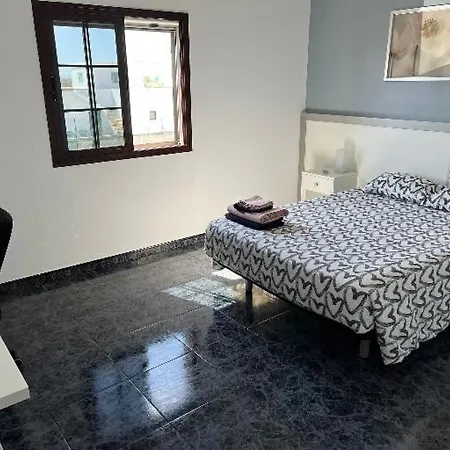 בית הארחה Sunset House *