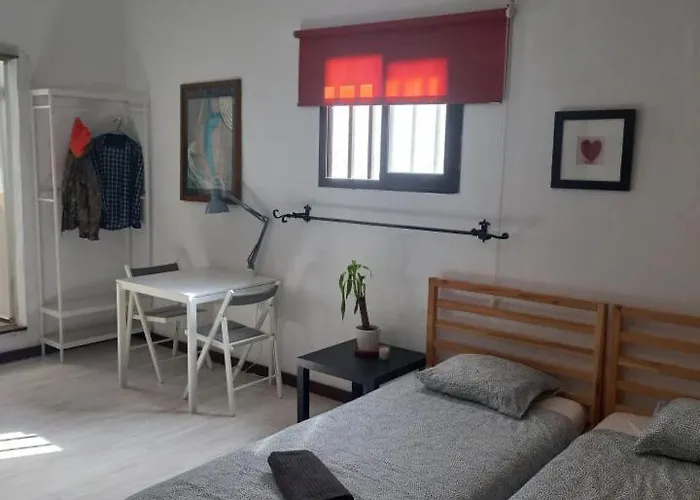 Pensión Sunset House *