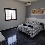 Konukevi Sunset House *